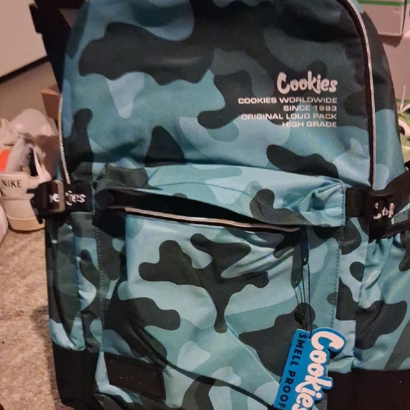 Cookies Camouflage Backpack Brand New In Package Comes With Smell Proof Tag - Picture 5 of 5